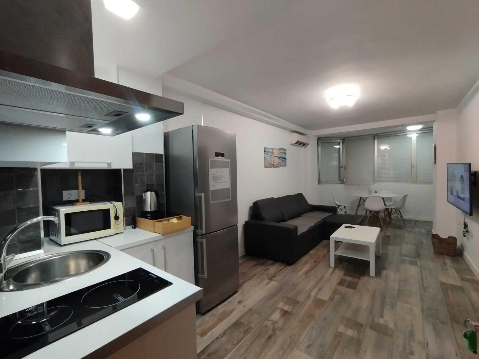 Plazamar Centro Apto 1 Dorm 3 Huesped Playa Wifi Torre Del Mar Kültér fotó